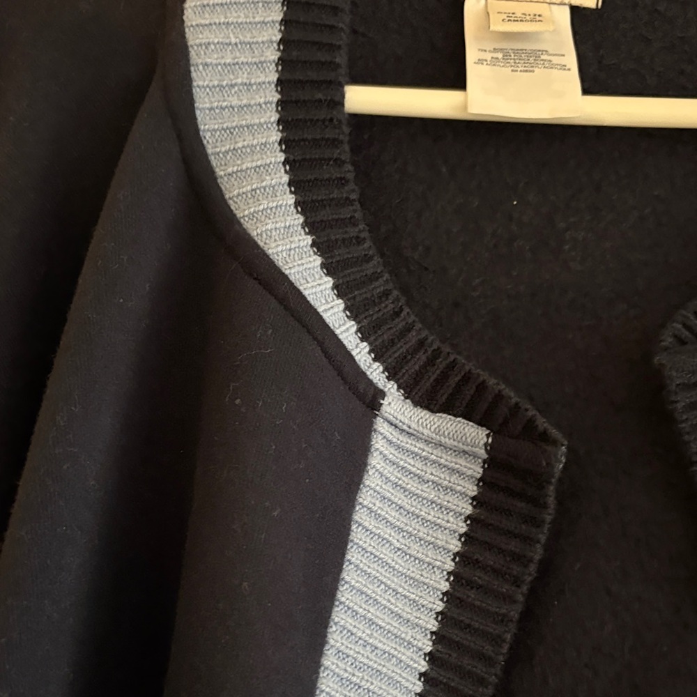 Lands End Navy and Light Blue Women's Shawl - Picture 4 of 5